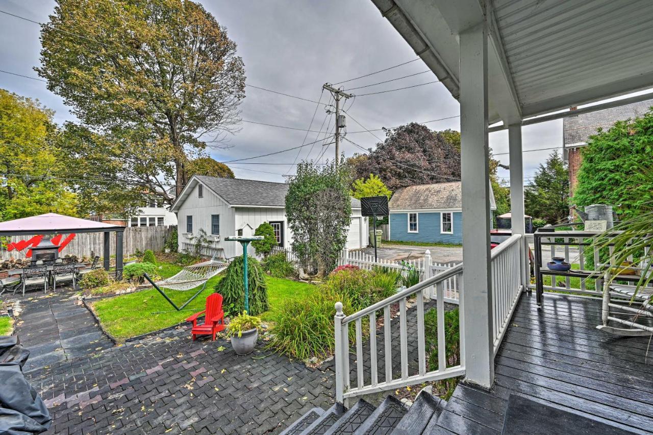 Unique And Historic Home Walk To Lake Champlain プラッツバーグ エクステリア 写真
